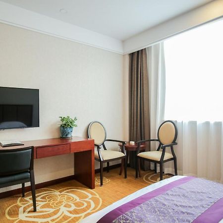 Xin Jue Jiayi Hotel Airport And International Resort Shanghai Exterior foto